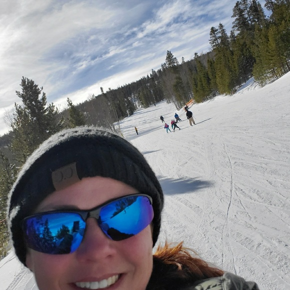 Meet your Posher, Shellie - Picture 1 of 1